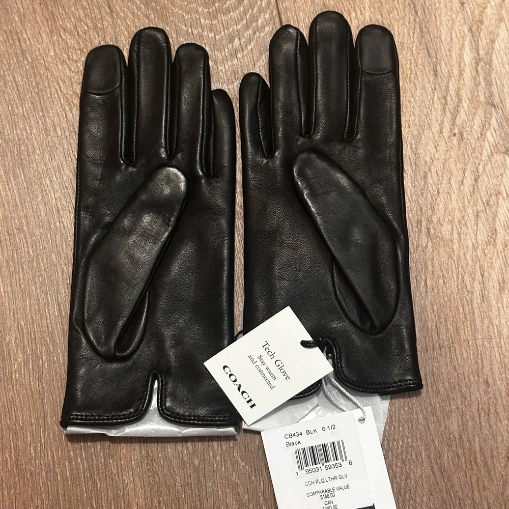 Coach Black Leather Touchscreen Gloves with Gold Logo NWT